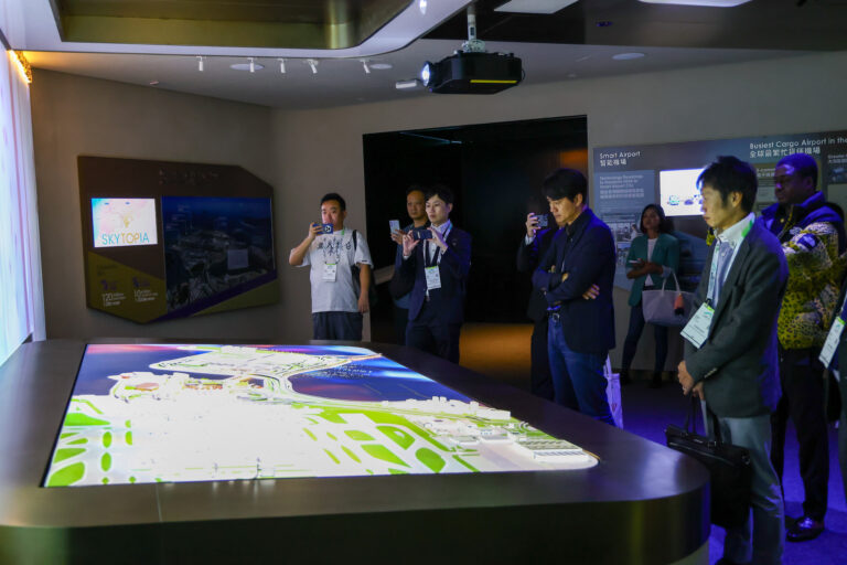STE_HKIA_Tour_02_Airport_Operation_0006