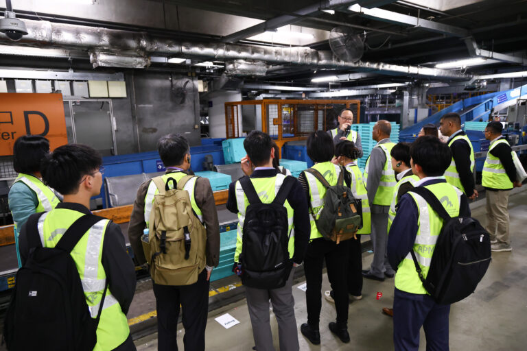 STE_HKIA_Tour_3_Baggage_Services_0008
