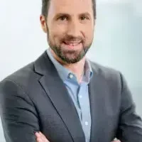 ROMIG_THOMAS_NEW-200x300